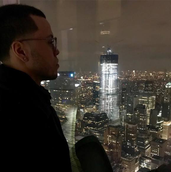 Profile Picture of Jason Galeano (@jayy029) on Poshmark