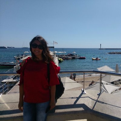 Profile Picture of Bianca Moise (@bibica96) on Twitter
