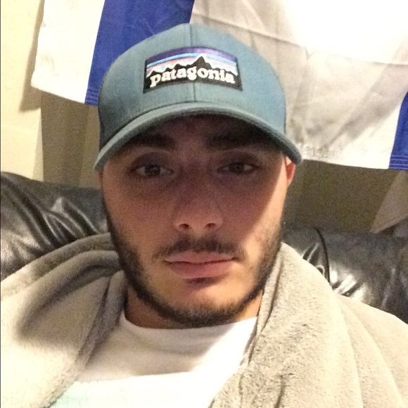 Profile Picture of Jonathan Berman (@jberman2795) on Poshmark