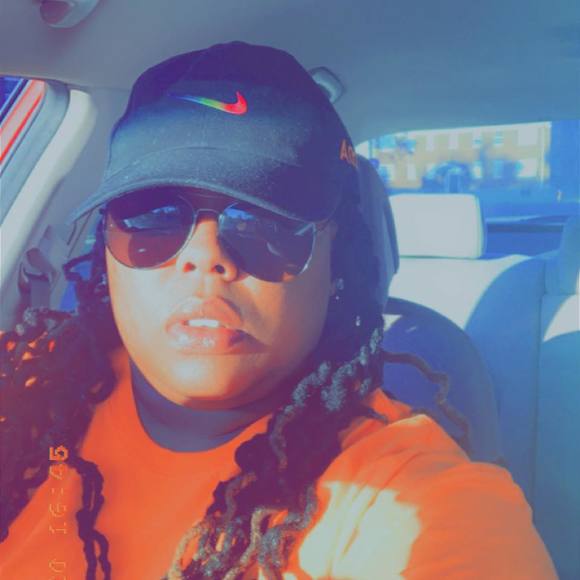 Profile Picture of Candice Anderson (@cdanderson) on Poshmark