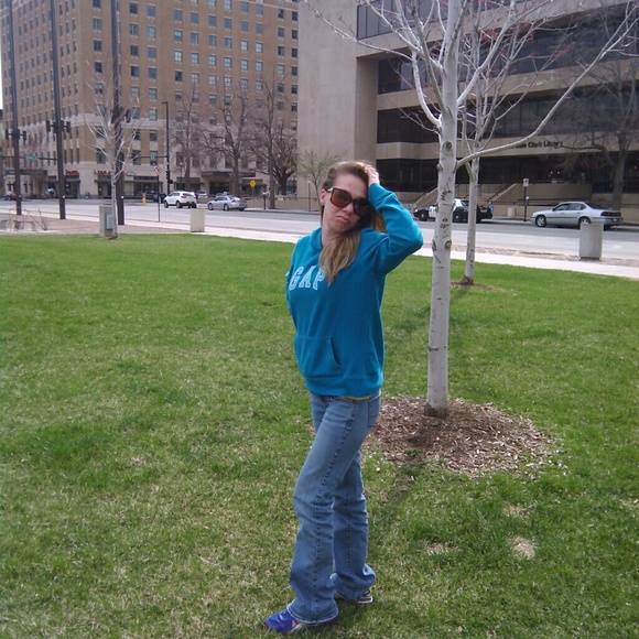 Profile Picture of Mina Wise (@minawise3150) on Poshmark