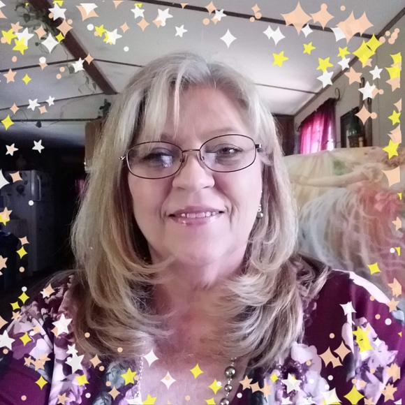 Profile Picture of Cindy Neblett (@cneb05) on Poshmark