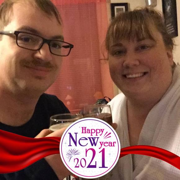 Profile Picture of Melissa Horton (@mhorton13) on Poshmark