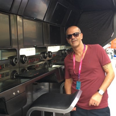 Profile Picture of Richard Howarth (@76howie) on Twitter
