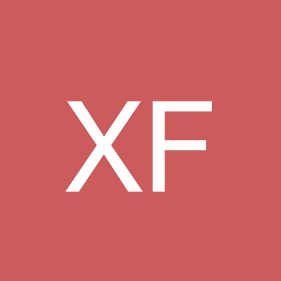 Profile Picture of Xina Frownfelter (@xina_f) on Poshmark