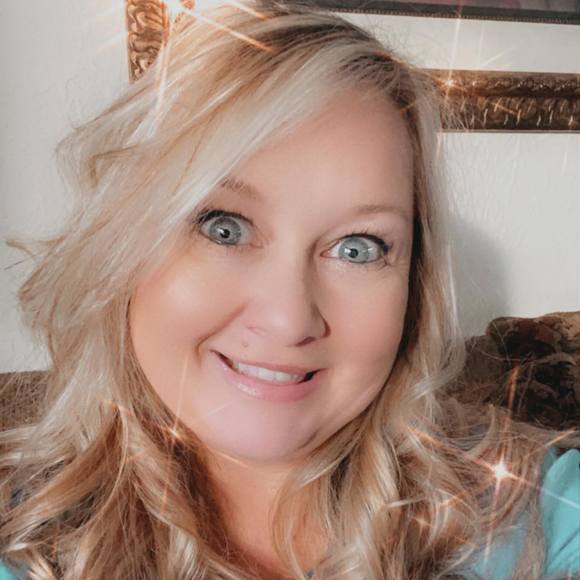 Profile Picture of Evan-carrie Marciszewski (@cjski718) on Poshmark