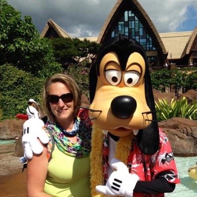 Profile Picture of Amanda Renner (@disneygirl917) on Twitter