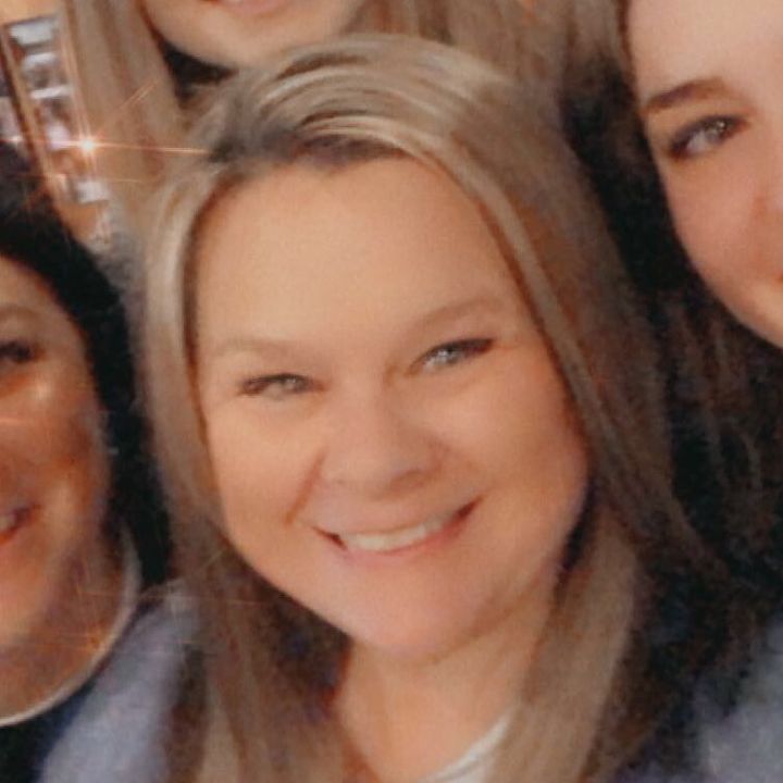 Profile Picture of April Barnett Barker (@aprilbarnettbarke) on Tiktok