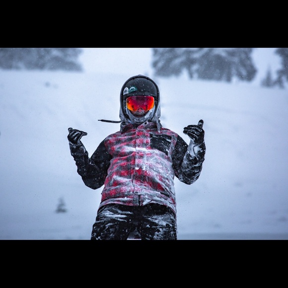 Profile Picture of Matt Becker (@thebecks777) on Poshmark