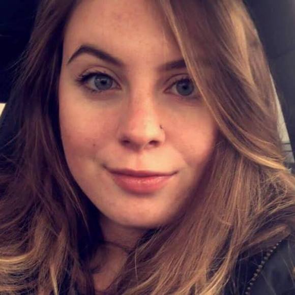 Profile Picture of Alexys Collins (@alexys_collins) on Poshmark