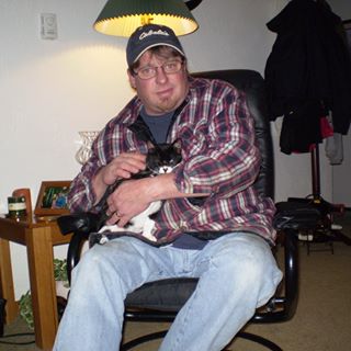 Profile Picture of Carl Holden (@carl.holden.35) on Facebook