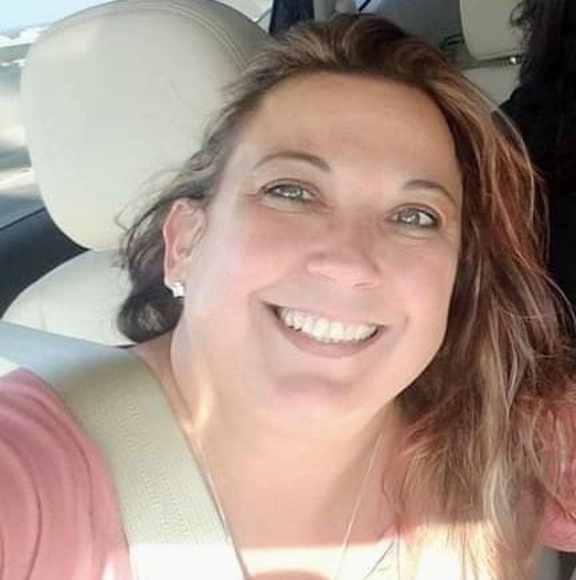 Profile Picture of Angelle Digiovanni (@angelle504) on Poshmark