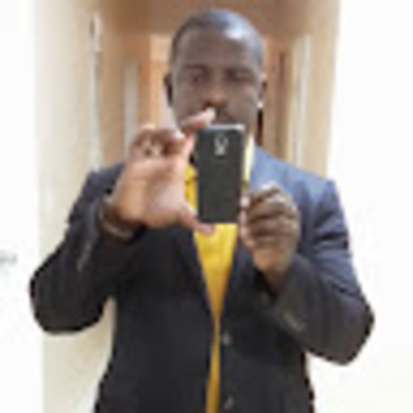 Profile Picture of Adao Silva (@adaosilva) on Poshmark