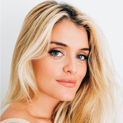 Profile Picture of Daphne Oz (@DaphneOz) on Twitter