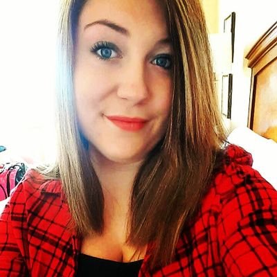 Profile Picture of Kayla Raye Robertson (@_kayrrob) on Twitter