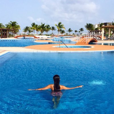 Profile Picture of Karla (@kris_alvarado) on Twitter