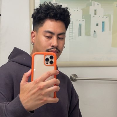 Profile Picture of Ian (@_Ian_sanchez) on Twitter