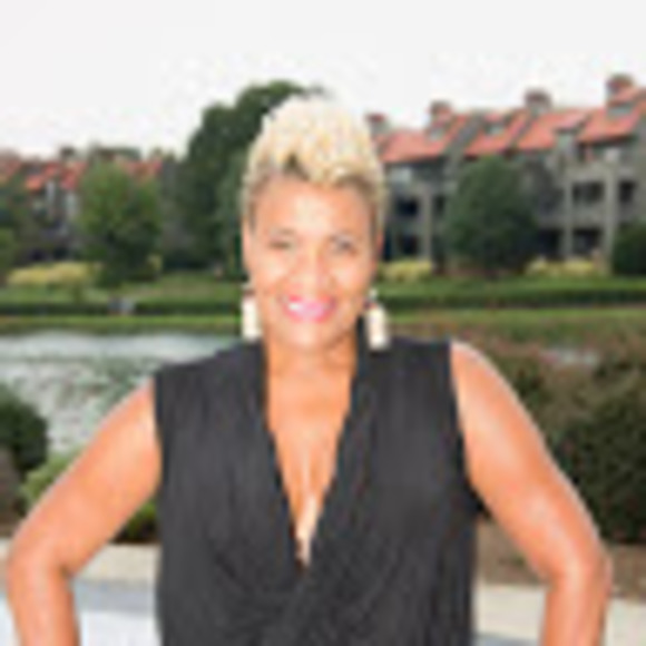 Profile Picture of Timika Massey (@sallylocks22) on Poshmark