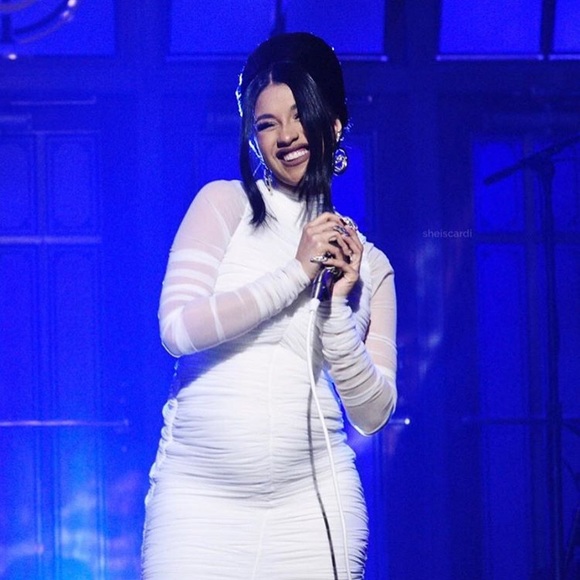 Profile Picture of Queen Julia (@queenjulia2002) on Poshmark