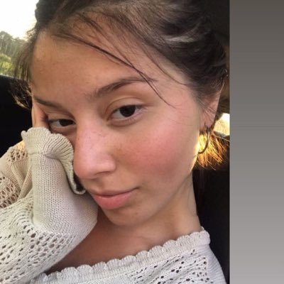 Profile Picture of Julia (@juliarivero_) on Twitter