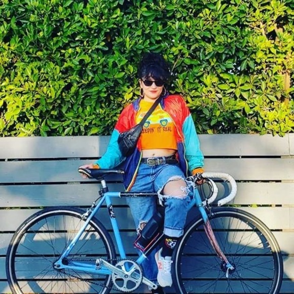 Profile Picture of Andreína Jasmín (@andiijw) on Poshmark