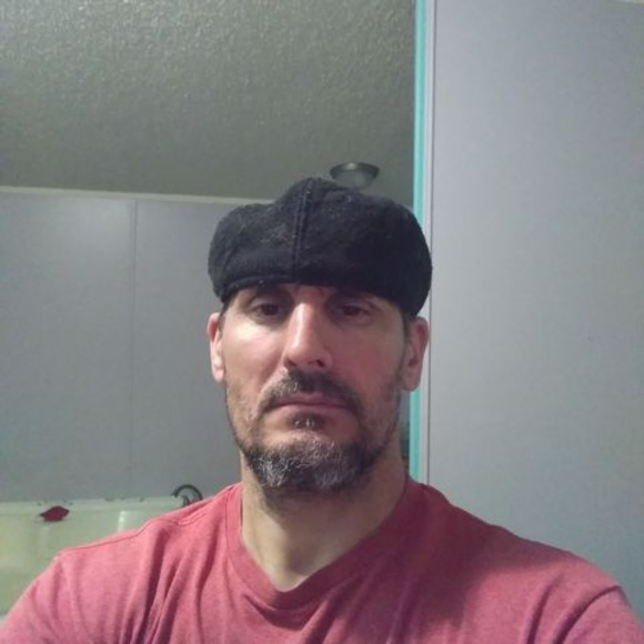 Profile Picture of Charlie Marsinelli (@cmarsinelli) on Poshmark