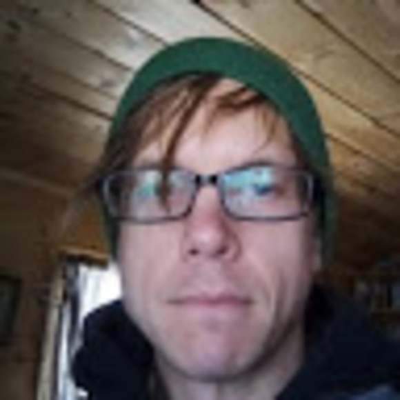 Profile Picture of Aaron Lingeman (@aaronflingeman) on Poshmark