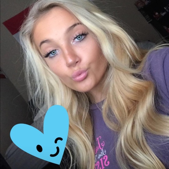 Profile Picture of Mattie Eppert (@mattieppert) on Poshmark