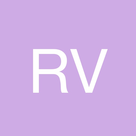 Profile Picture of Ruby Valentino (@ruby_valentino) on Poshmark
