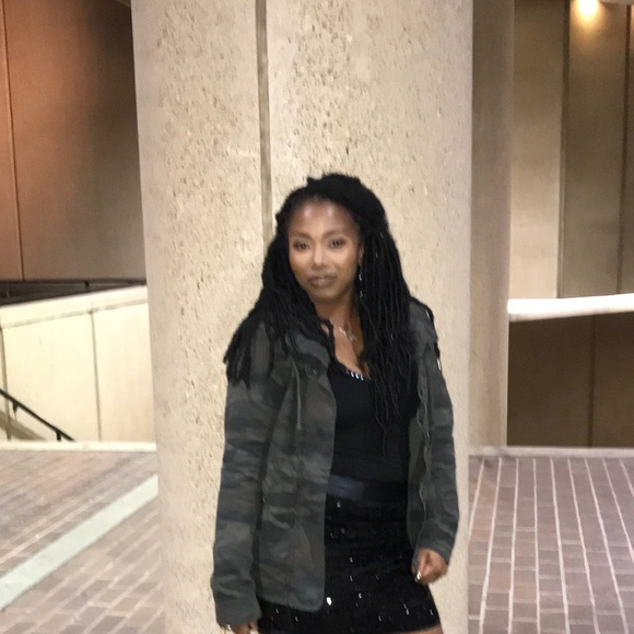 Profile Picture of Nichole Bunkley (@mzcole) on Poshmark