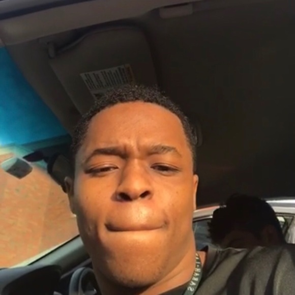 Profile Picture of Ray Mckenzie (@raymckenzie) on Poshmark