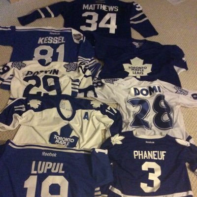 Profile Picture of Dave Wolfe (@namefloW1970) on Twitter