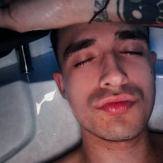 Profile Picture of Daniel (@badillo.98) on Instagram