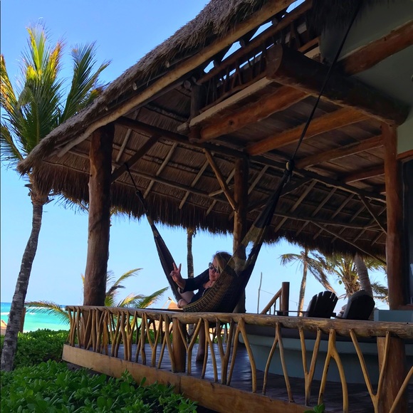 Elizabeth Prezas - Poshmark Profile Picture of Elizabeth Prezas (@elizabethprezas) on Poshmark