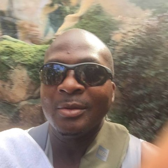 Profile Picture of Steve Cummings (@jeral_rogers) on Poshmark