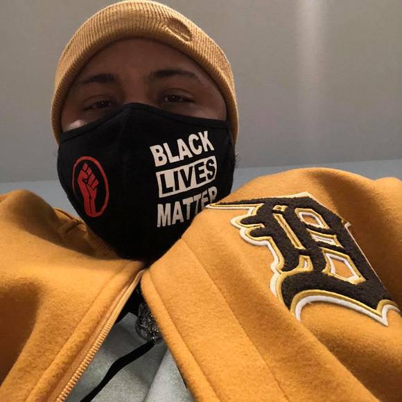 Profile Picture of Marco Terry (@marco87) on Poshmark