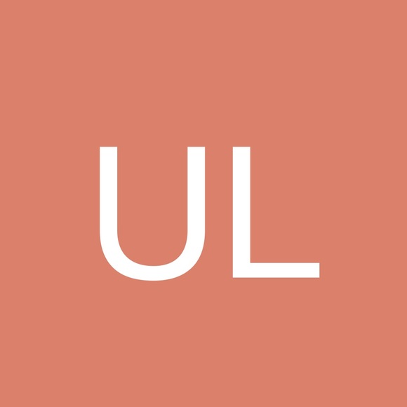 Profile Picture of Ulla Lintner (@ullalintner) on Poshmark