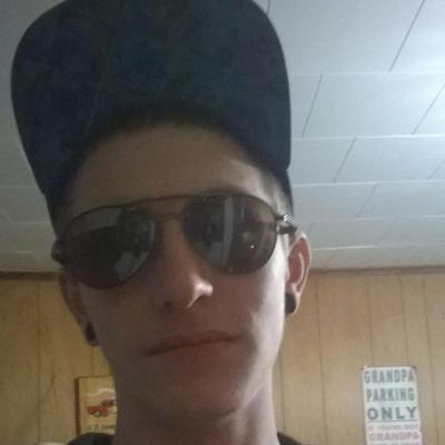 Profile Picture of Tyler  Colburn (@TylerBongrips84) on Twitter