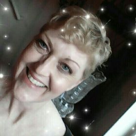 Profile Picture of Lisa Hoffmeister (@lhoffmeister) on Pinterest