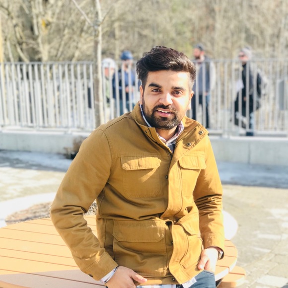 Profile Picture of Mandeep Cheema (@mandeepcheema_) on Poshmark