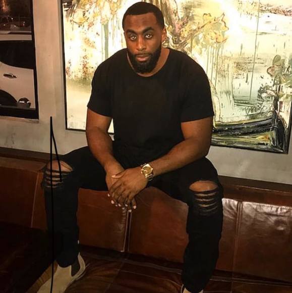 Profile Picture of Terrific Monds (@monds407) on Poshmark