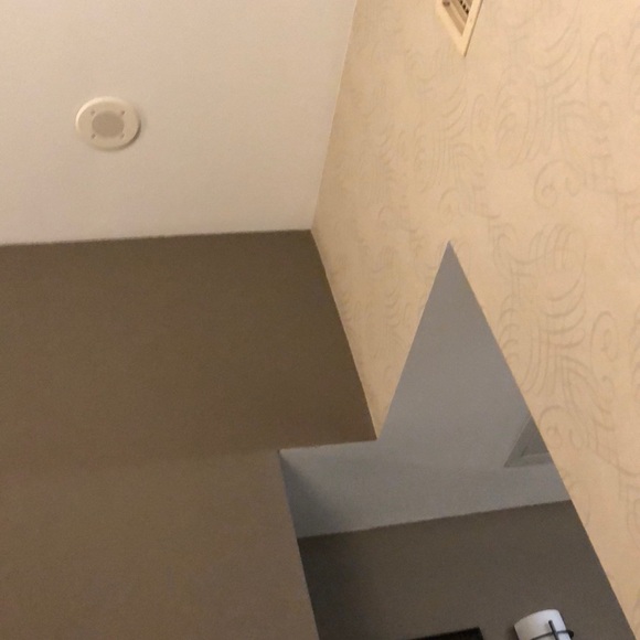 Profile Picture of Jeanluc Gallien (@jeanlucg) on Poshmark