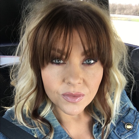 Profile Picture of Kimberly Nester (@kimgam656) on Poshmark