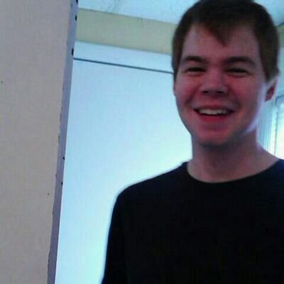 Profile Picture of Ian Frederick Droneon Twitter