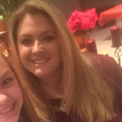 Profile Picture of Natalie Hoskins (@HoskinsNhoskins) on Twitter