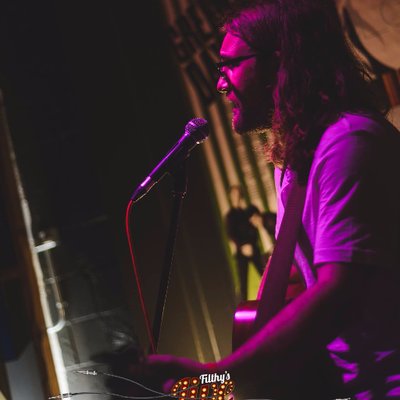 Profile Picture of Jon Sibley (@JonSibleyMusic) on Twitter