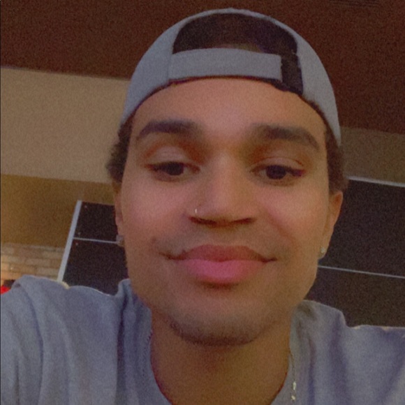 Profile Picture of Tyree Chaplin (@tyreechaplin) on Poshmark