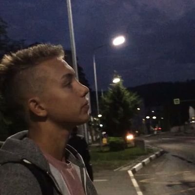 Profile Picture of Weeture (@_glory_andyoung) on Twitter