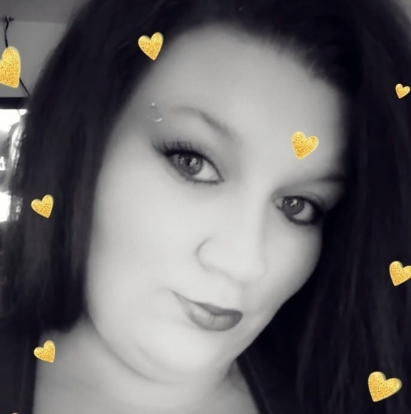 Profile Picture of Amber Damrell (@mrs_princess_91) on Poshmark