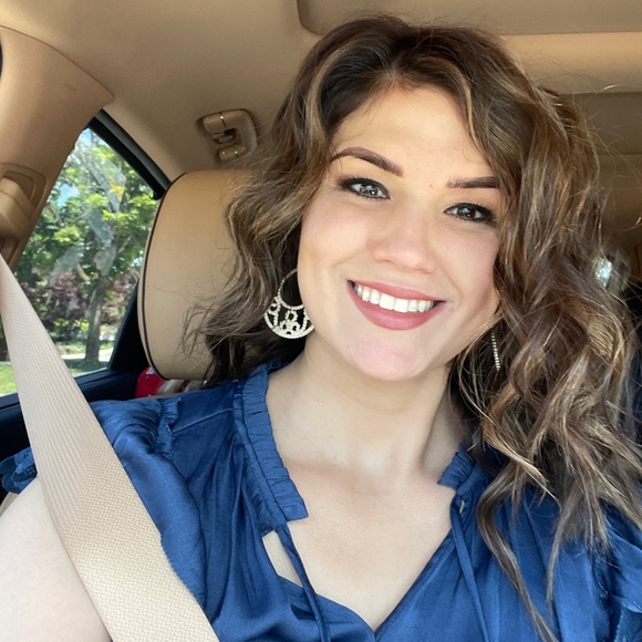 Profile Picture of Leanne Doxey (@leannesdoxey) on Poshmark